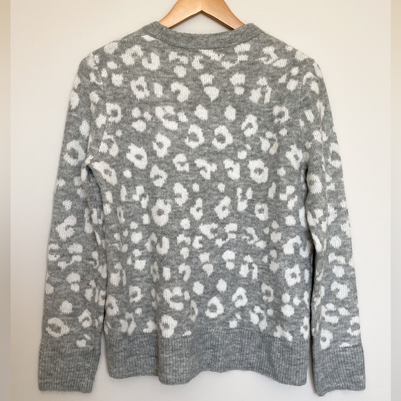 Grey and White Leopard Print Sweater - Picture 2 of 3